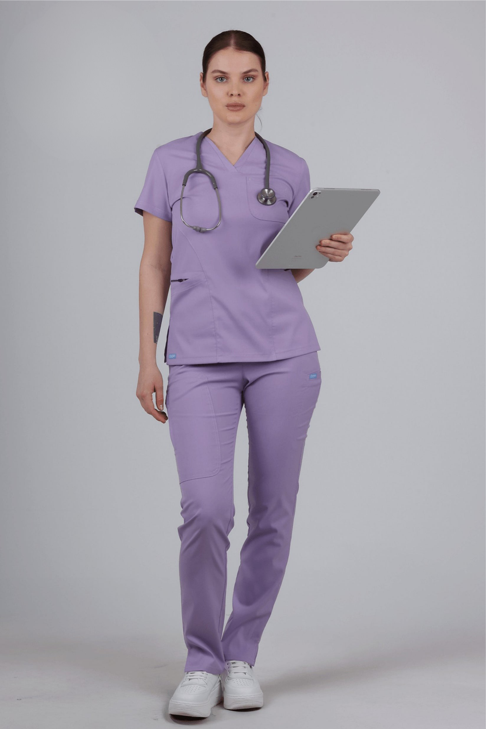 Lyna - Lila (Takım)